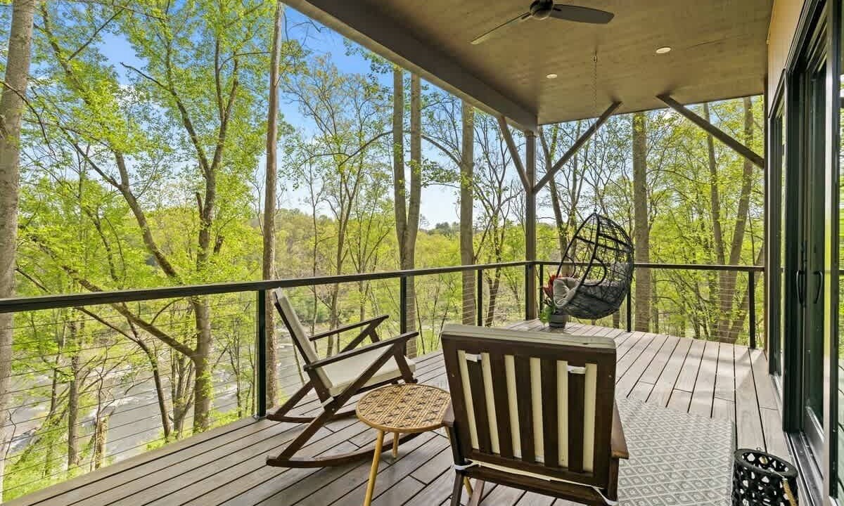 Photo of Patio Balcony in Alexander
