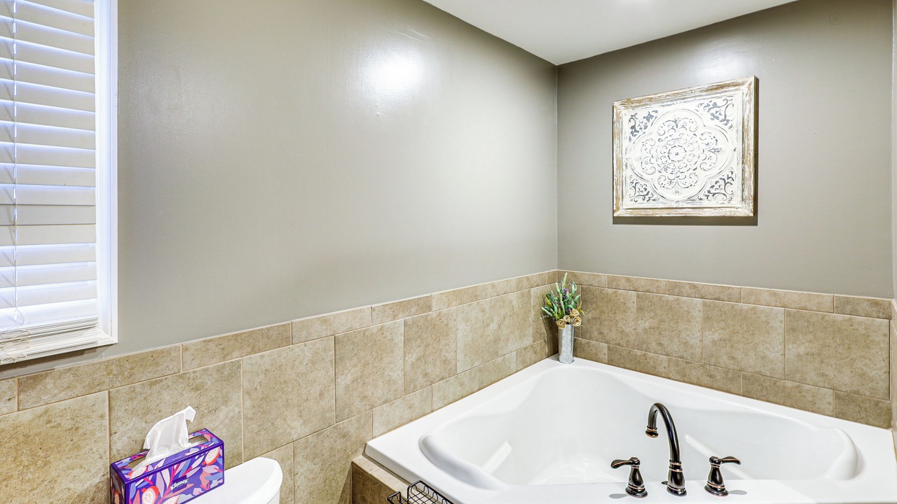 Photo of Bathroom in Milledgeville