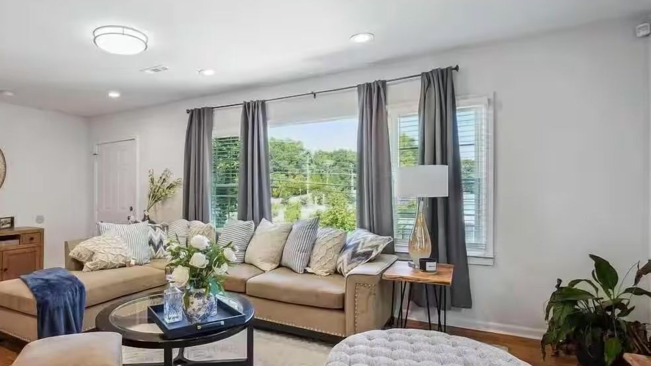 Photo of Livingroom in Atlanta