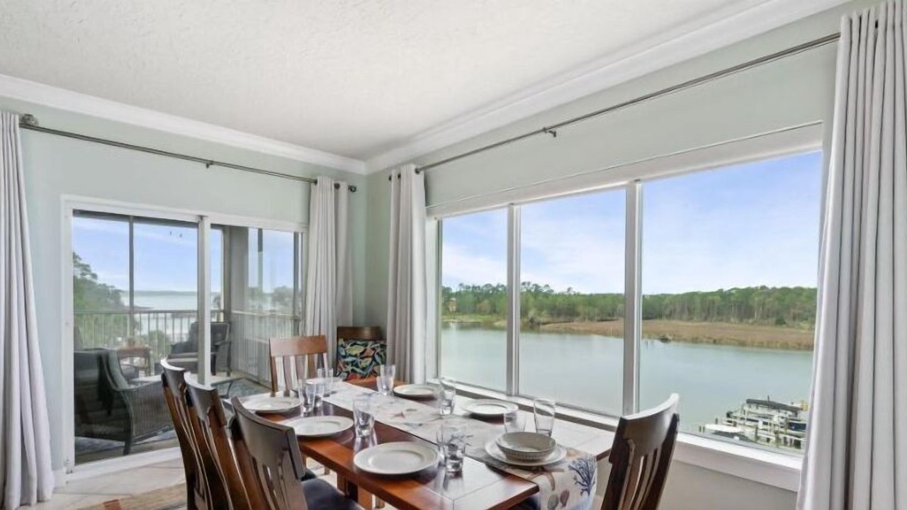 Photo of Bedroom in Gulf Shores