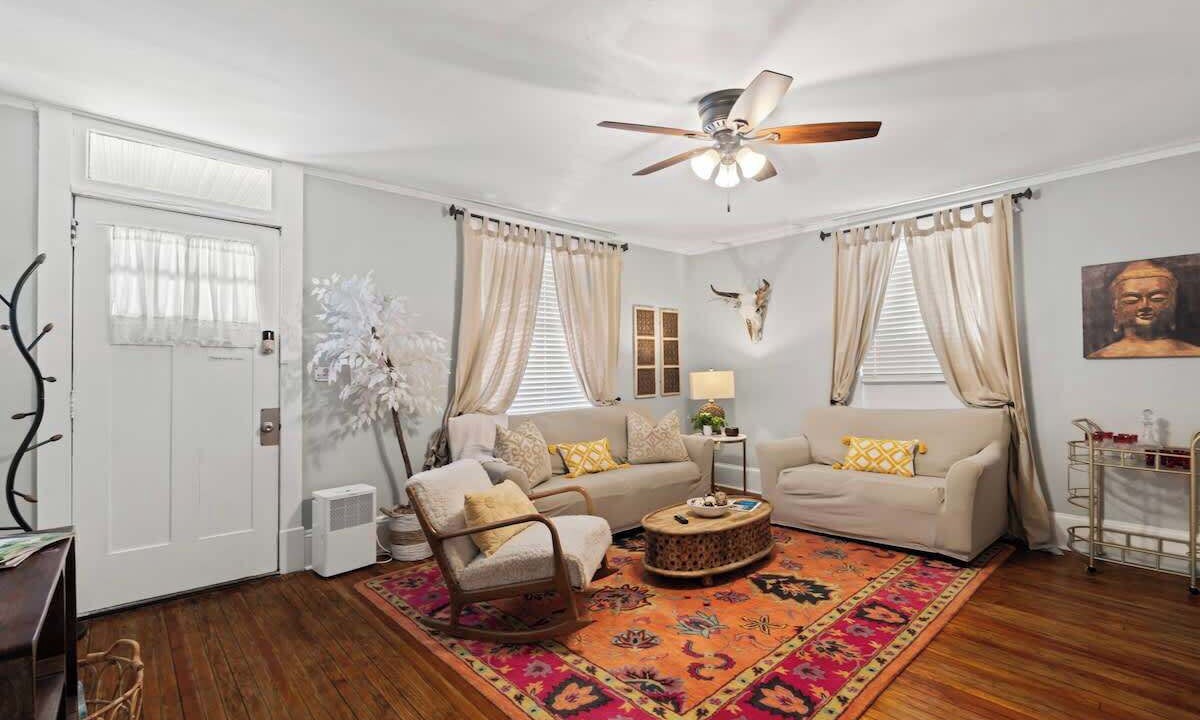 Photo of Livingroom in Riverside