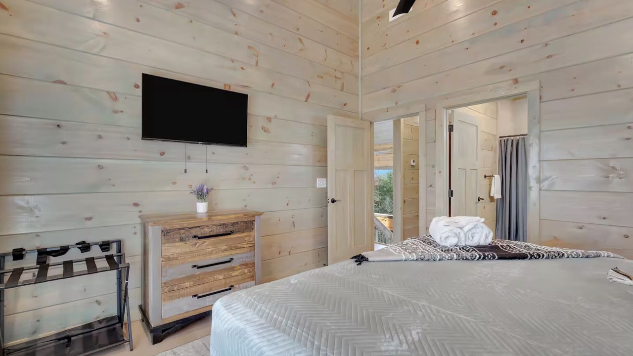 Photo of Bedroom in Sevierville