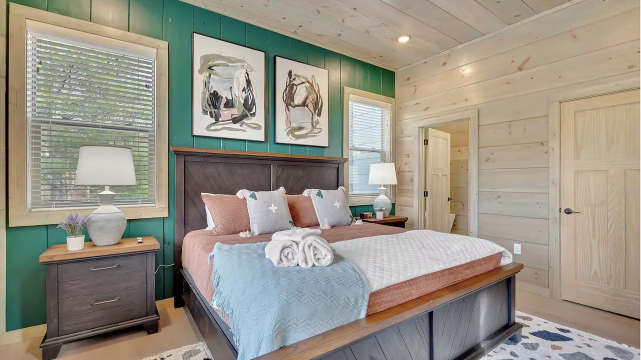 Photo of Bedroom in Sevierville