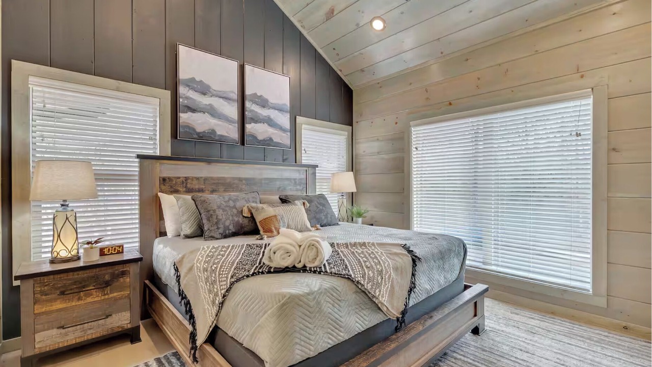 Photo of Bedroom in Sevierville