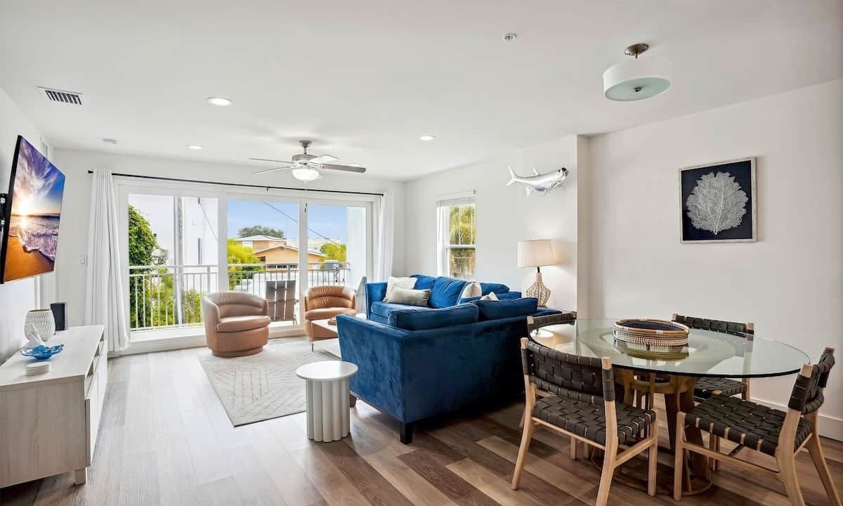 Photo of Livingroom in Madeira Beach