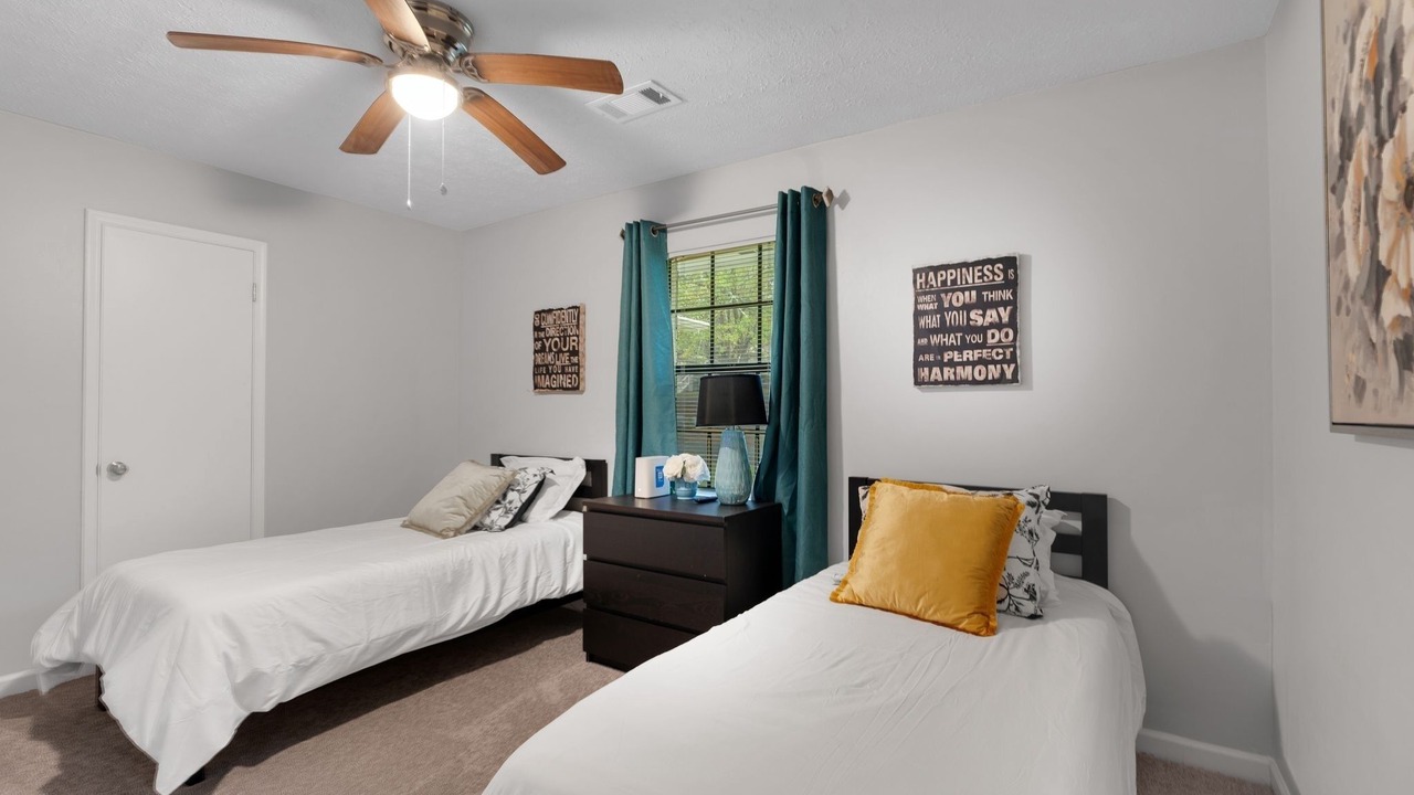 Photo of Bedroom in Powder Springs