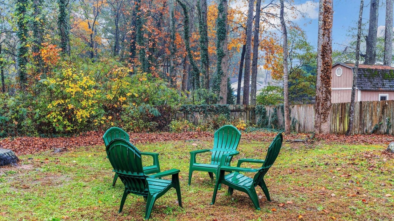 Photo of Others in Powder Springs