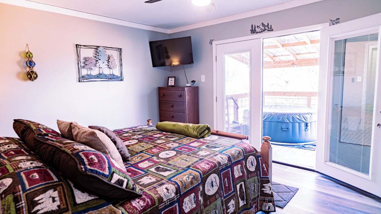 Photo of Bedroom in Dandridge