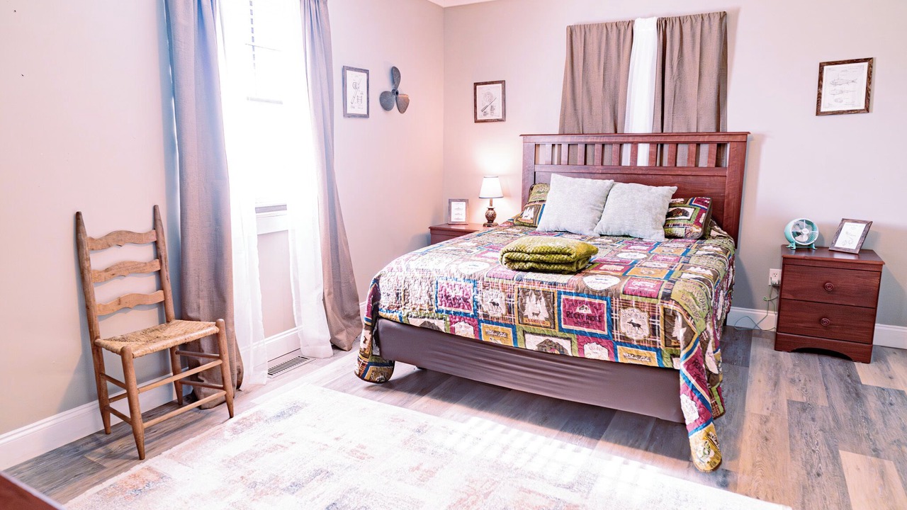 Photo of Bedroom in Dandridge