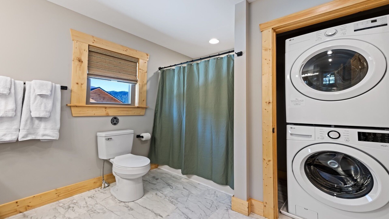 Photo of Bathroom in Maggie Valley