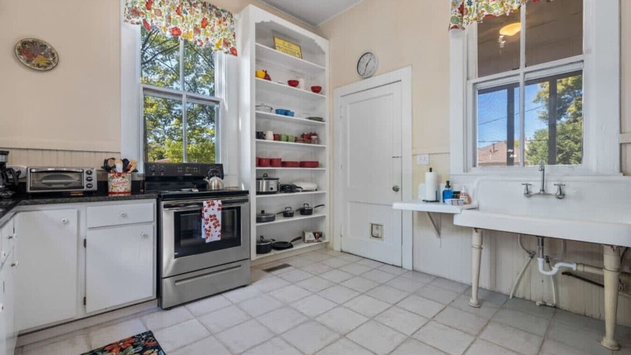 Photo of Kitchen in Five Points South