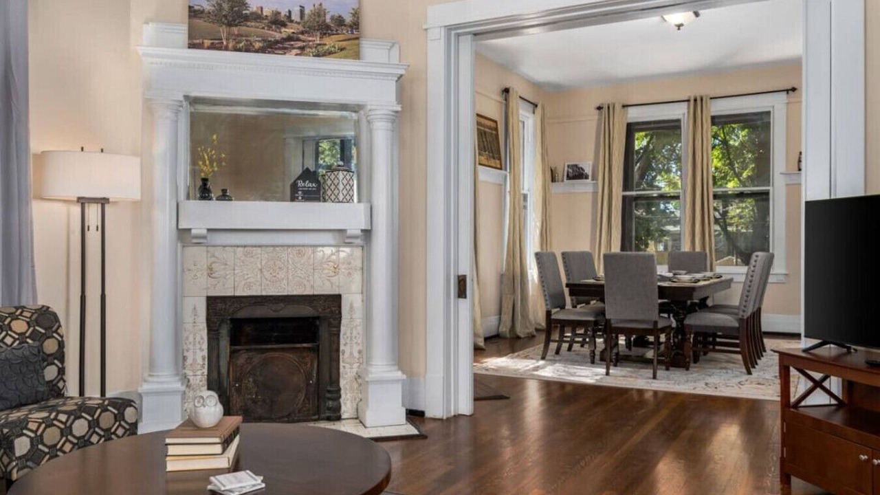 Photo of Livingroom in Five Points South