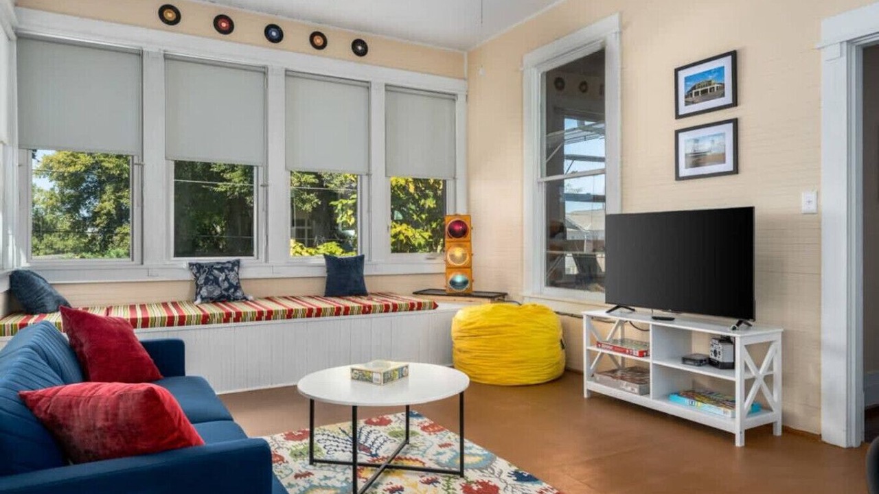Photo of Livingroom in Five Points South