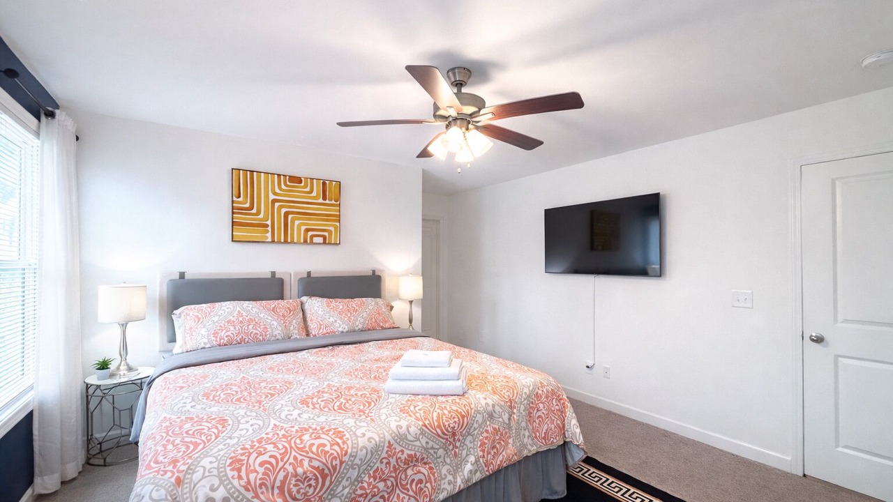 Photo of Bedroom in University Place