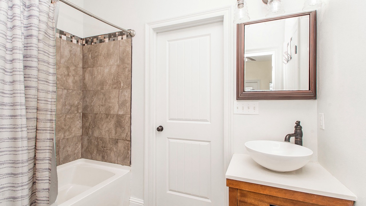 Photo of Bathroom in Long Beach