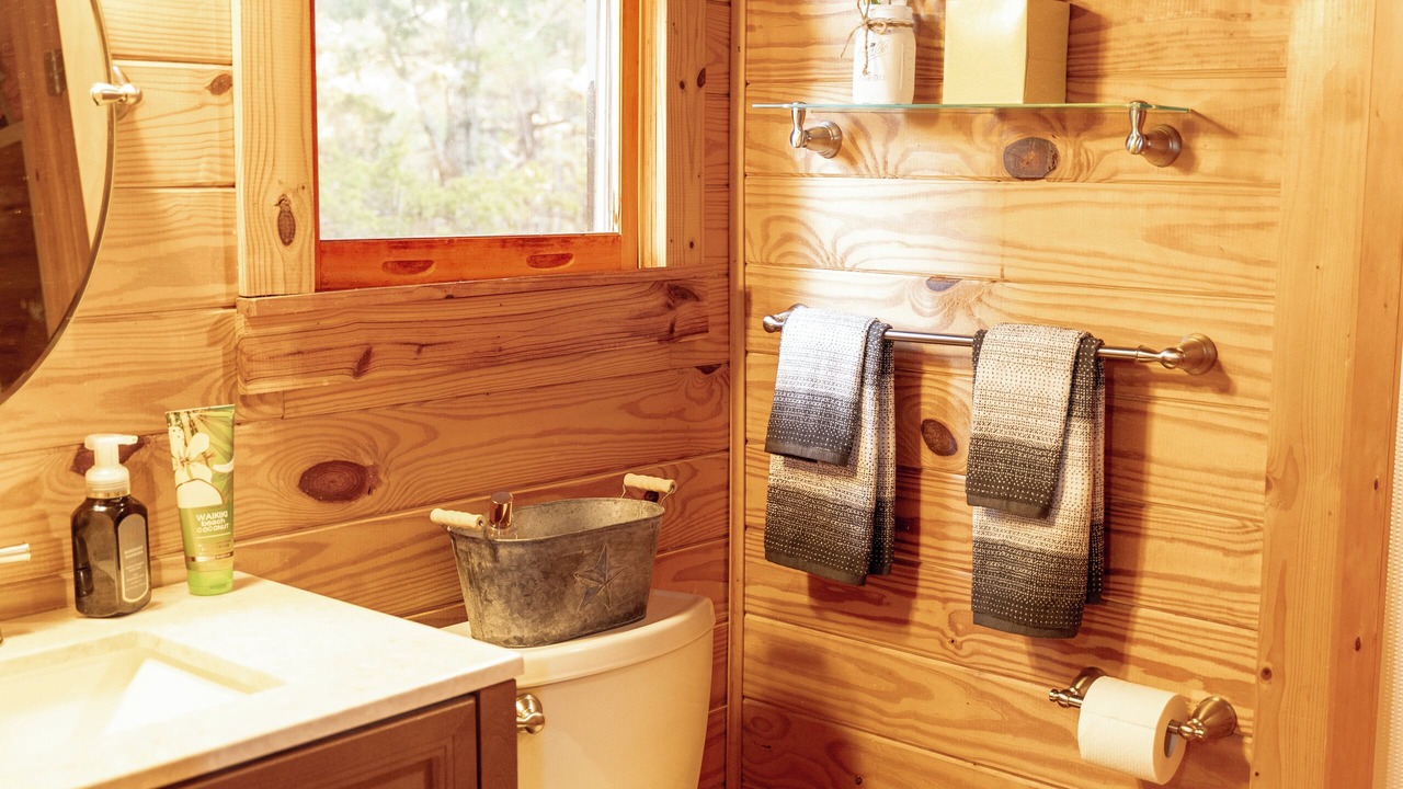 Photo of Bathroom in Warm Springs