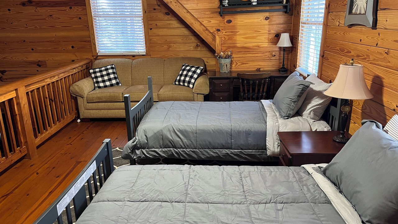 Photo of Bedroom in Warm Springs