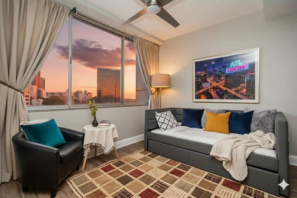 Photo of Livingroom in Downtown Atlanta