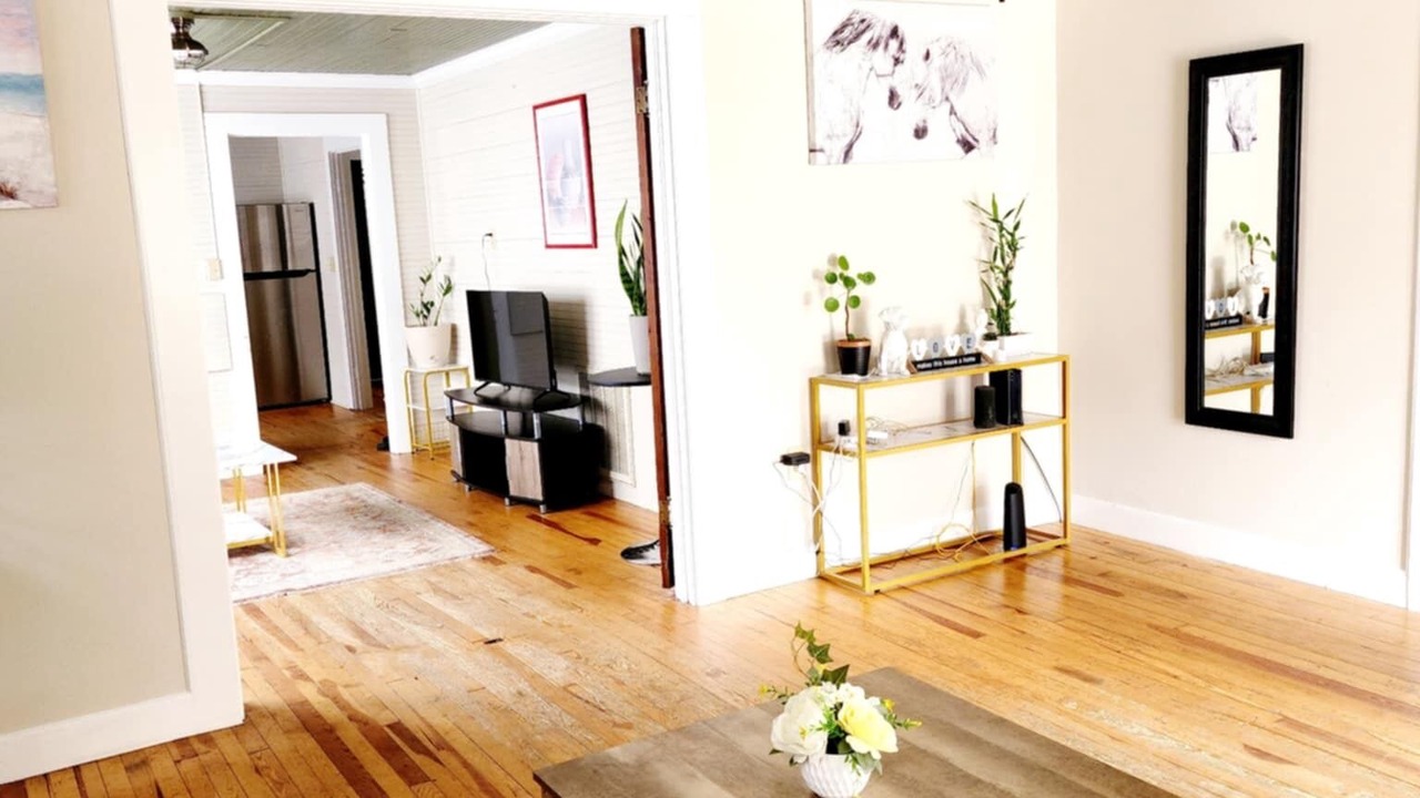 Photo of Livingroom in Hickory