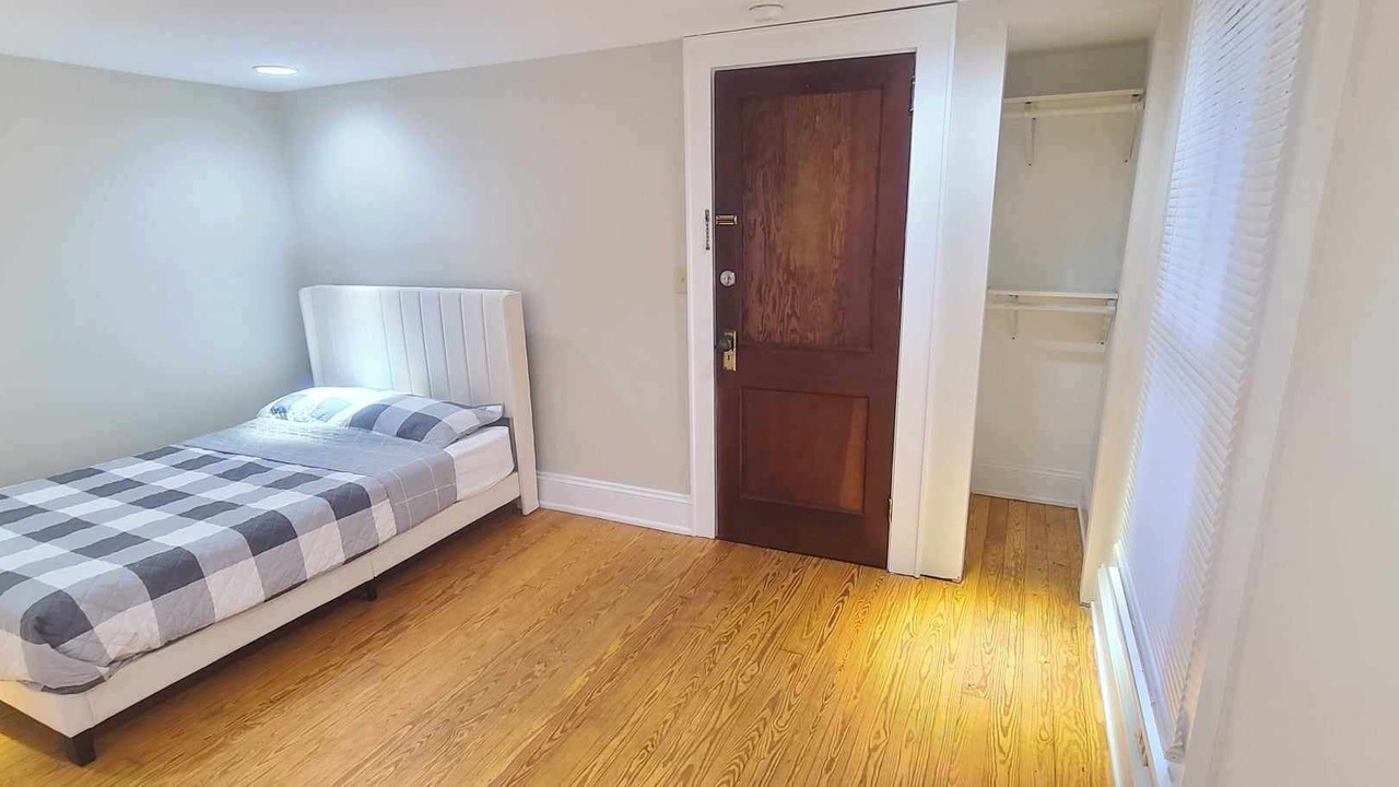 Photo of Bedroom in Hickory