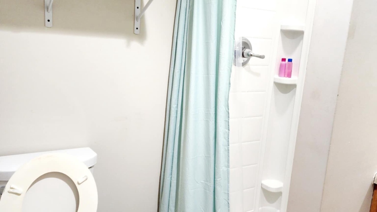 Photo of Bathroom in Hickory