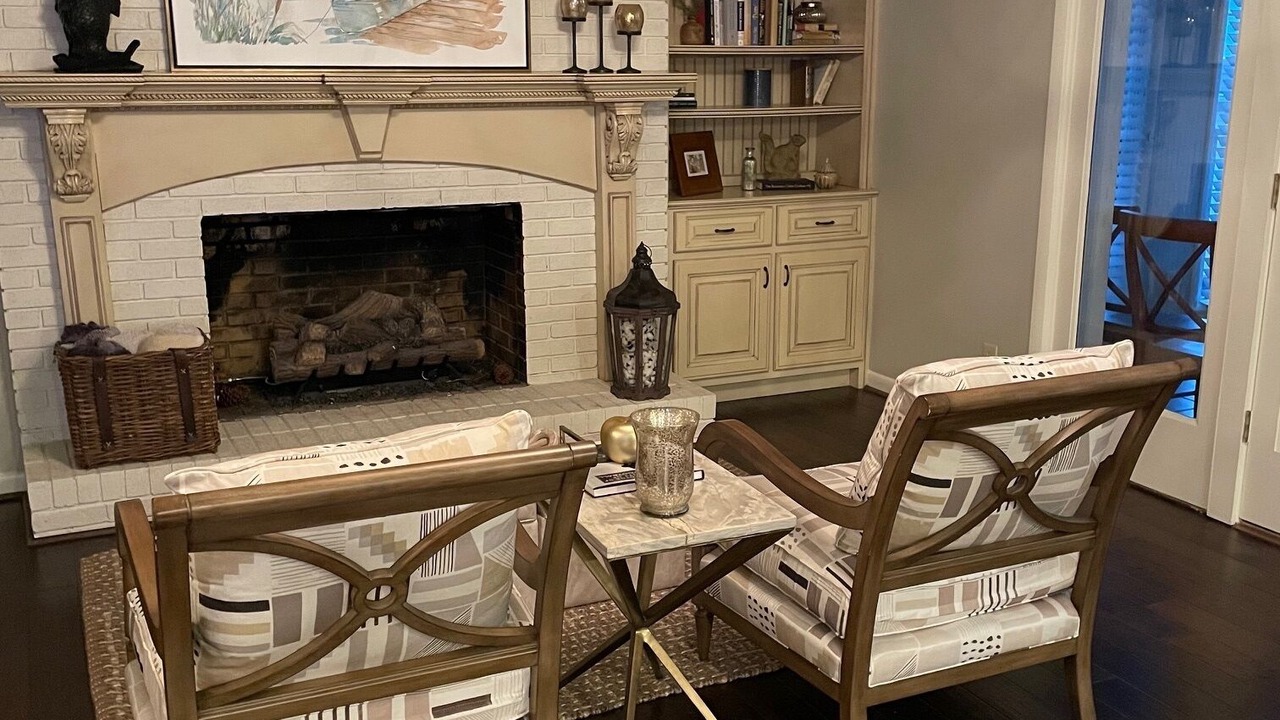 Photo of Livingroom in Guntersville