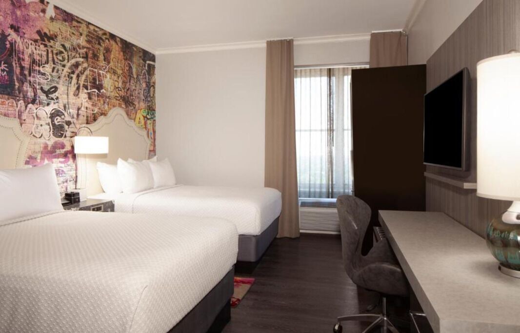 Photo of Bedroom in Midtown