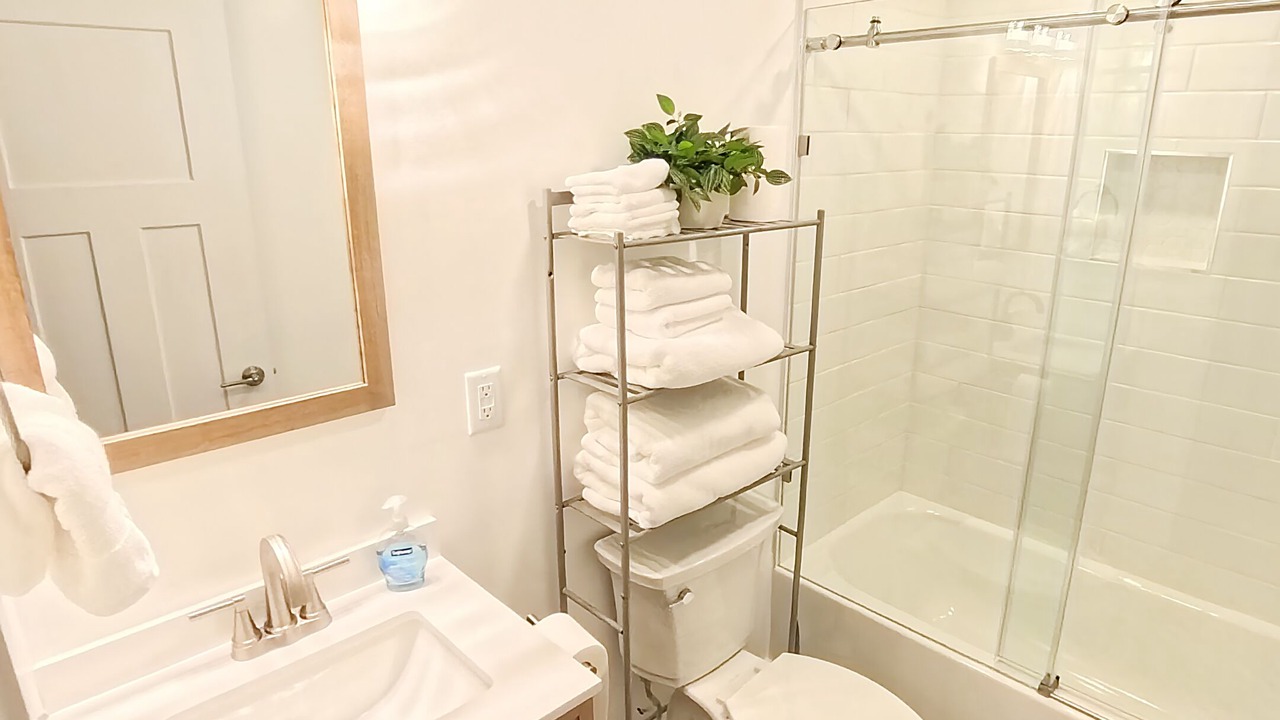 Photo of Bathroom in Alexander