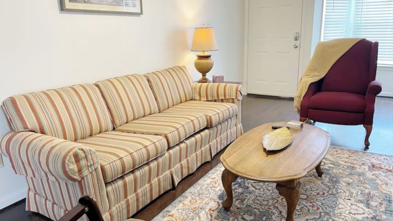 Photo of Livingroom in Decatur