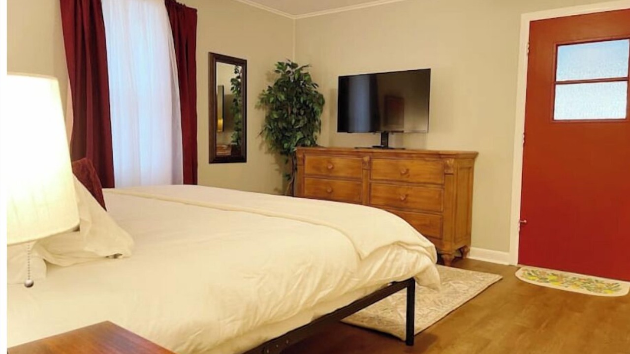 Photo of Bedroom in Decatur