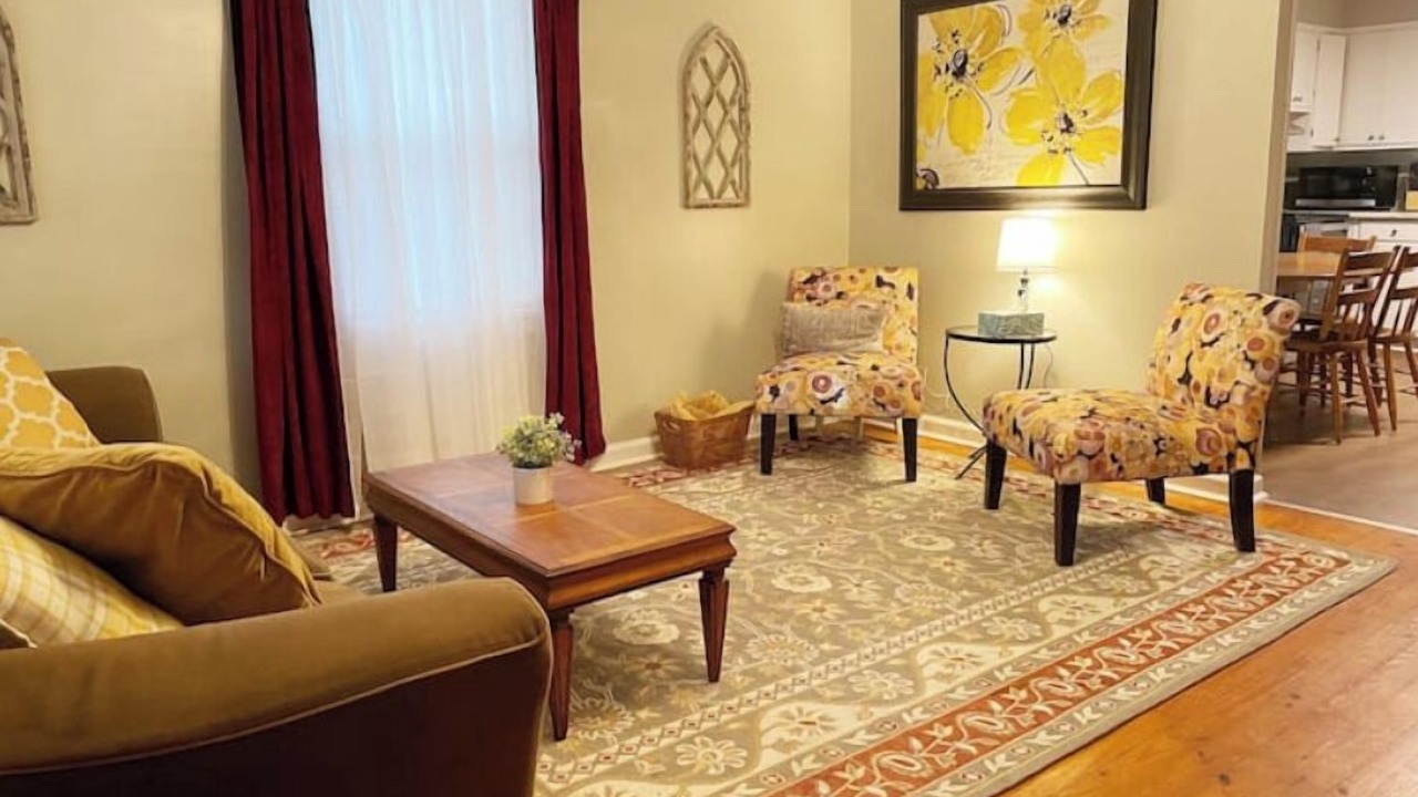 Photo of Livingroom in Decatur