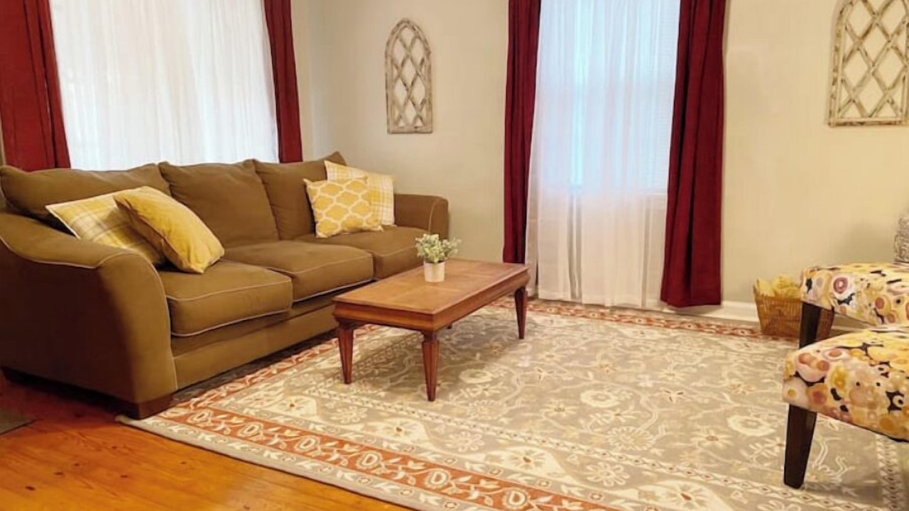 Photo of Livingroom in Decatur