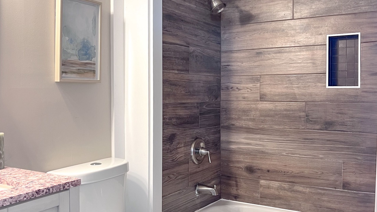 Photo of Bathroom in Dauphin Island
