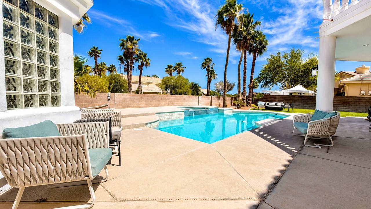 Photo of Outdoor in Spring Valley