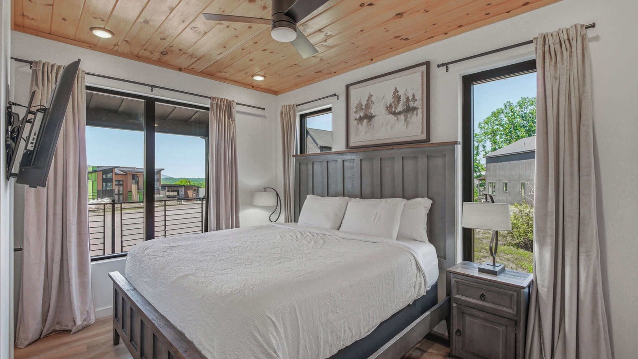 Photo of Bedroom in Sevierville