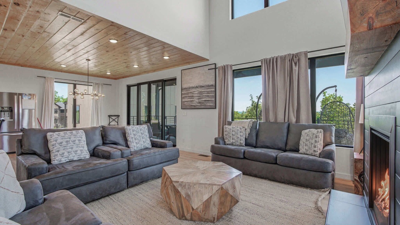 Photo of Livingroom in Sevierville