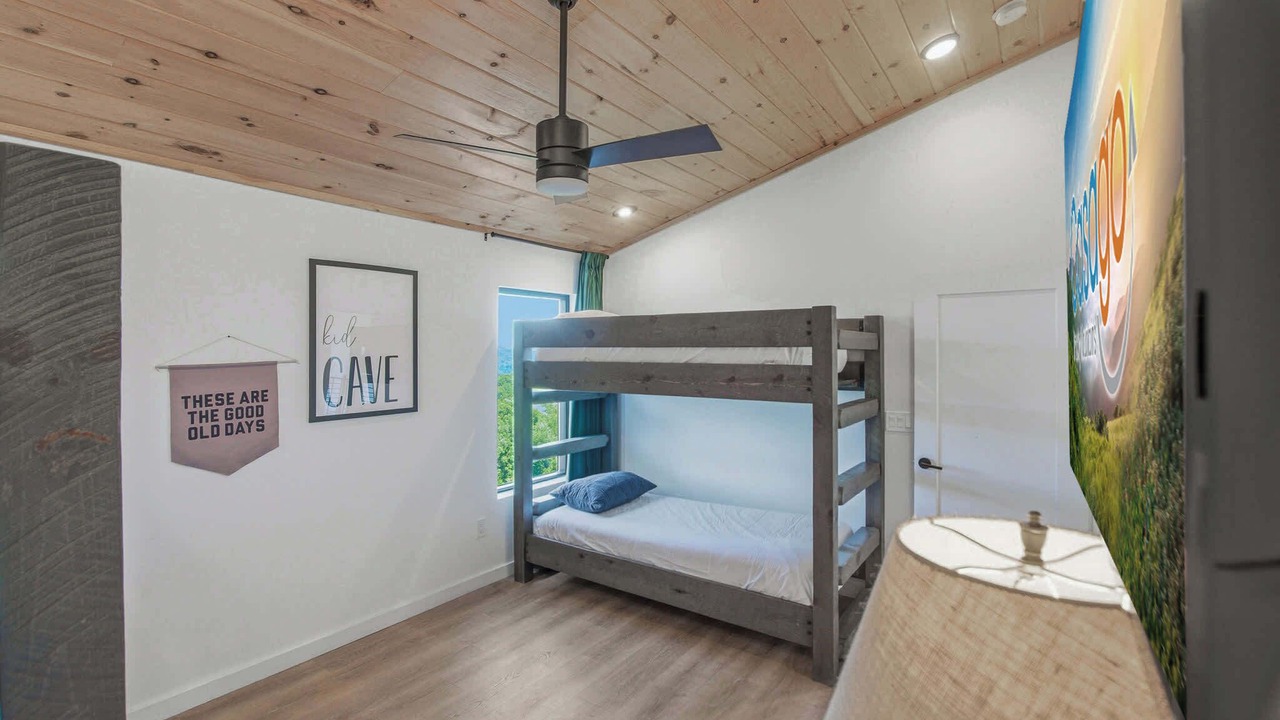 Photo of Bedroom in Sevierville