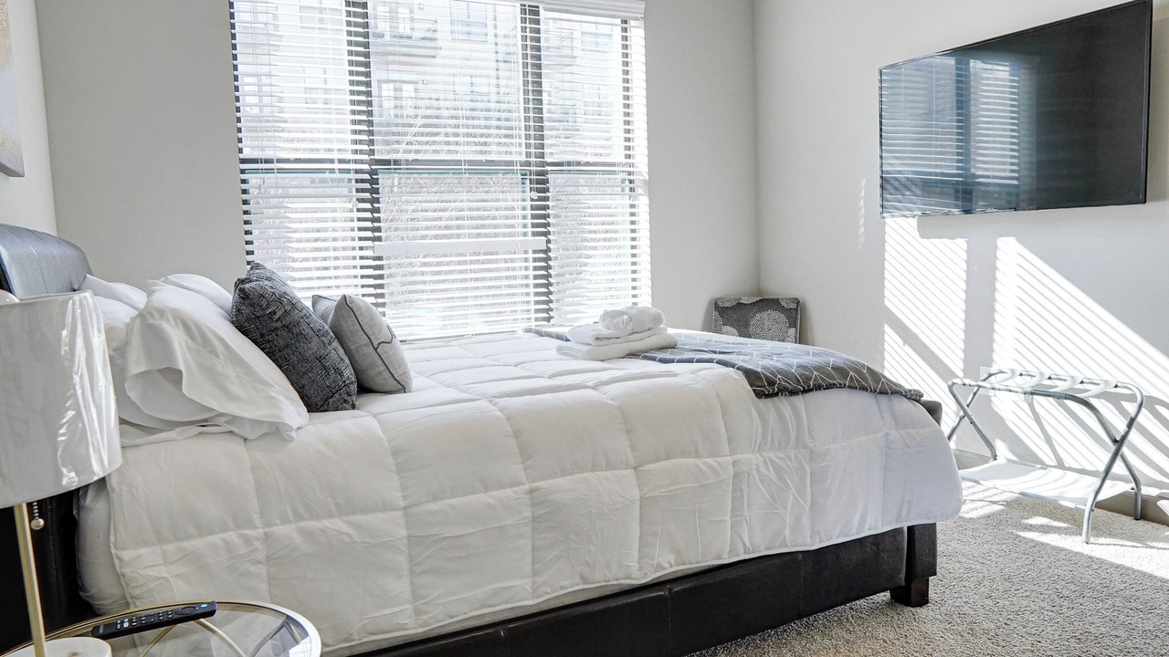 Photo of Bedroom in Loring Heights