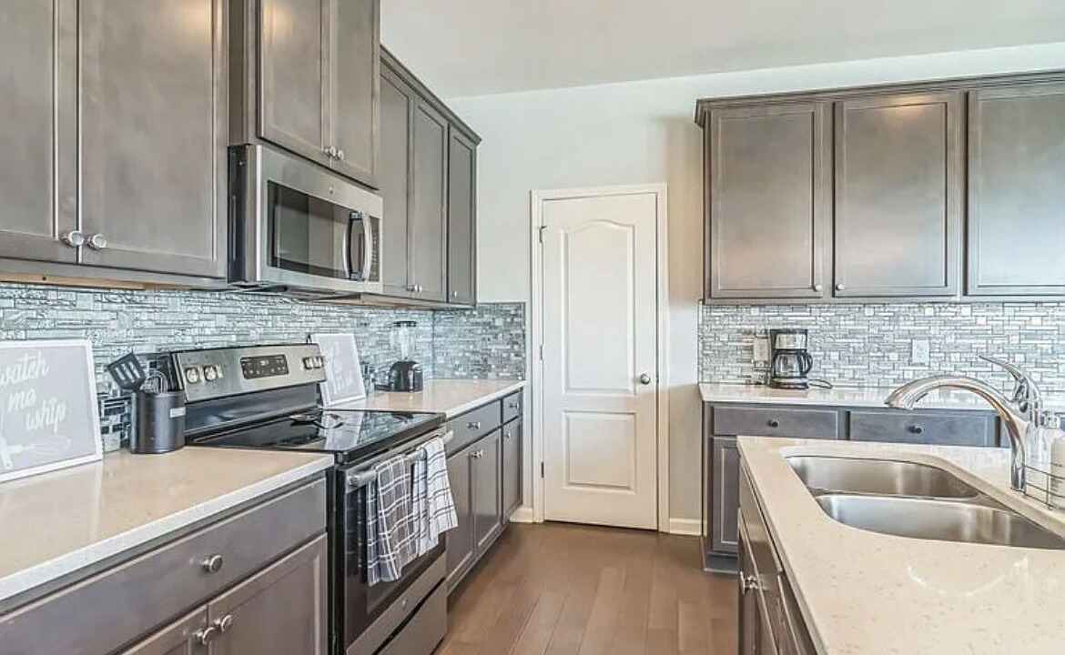 Photo of Kitchen in Fairburn
