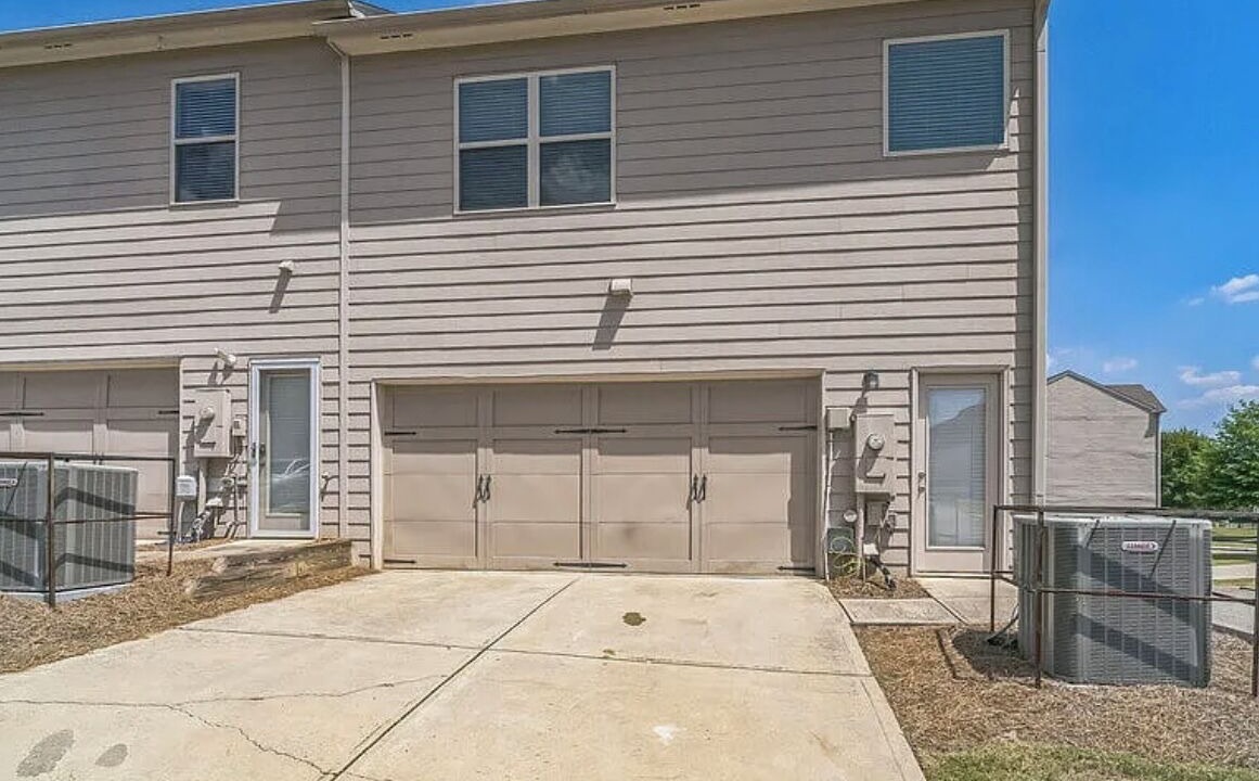 Photo of Outdoor in Fairburn
