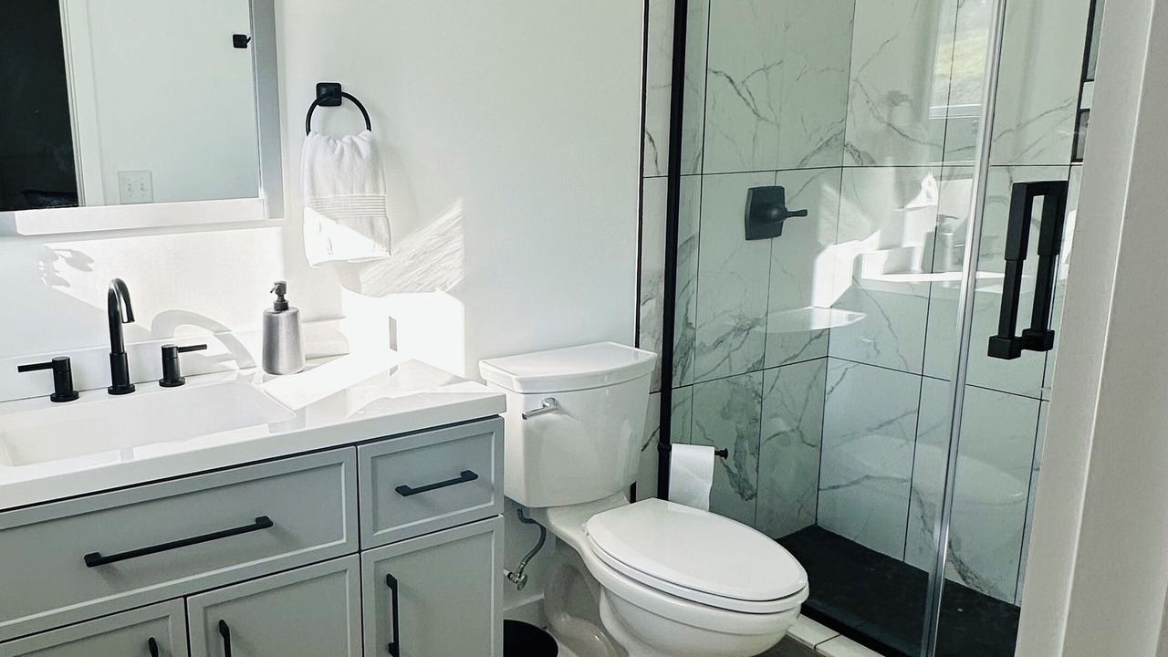 Photo of Bathroom in Alexander