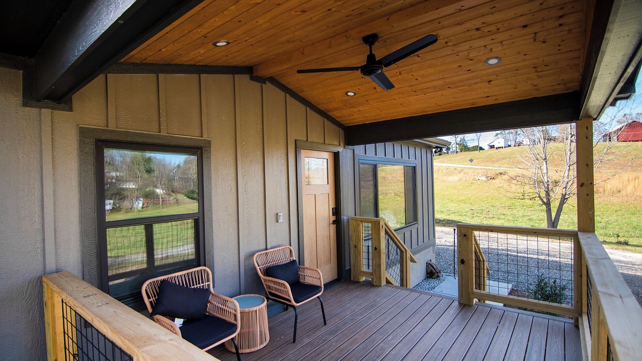 Photo of Patio Balcony in Alexander