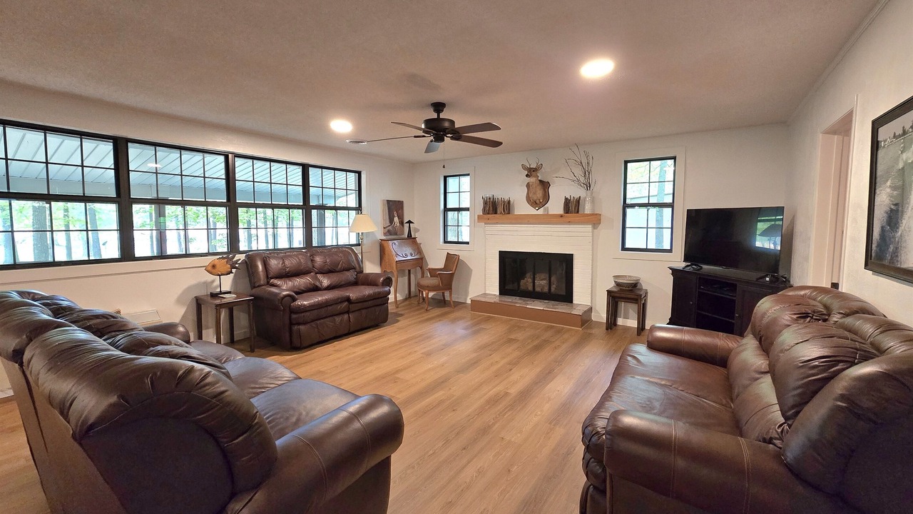 Photo of Livingroom in Dandridge