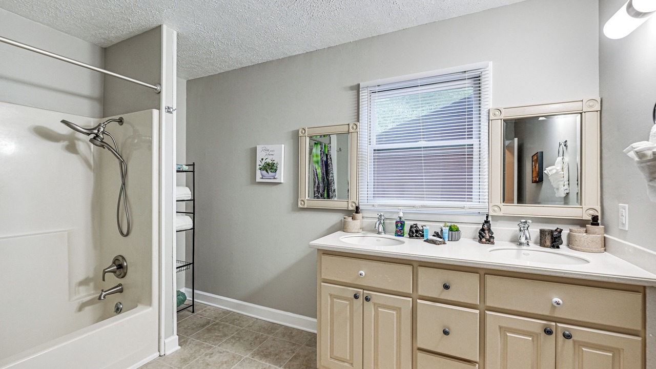 Photo of Bathroom in Tuckasegee