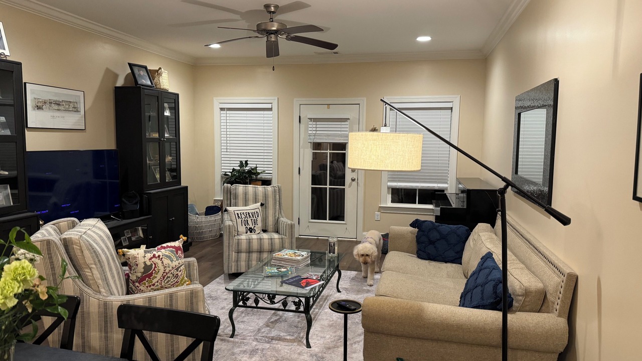 Photo of Livingroom in Auburn