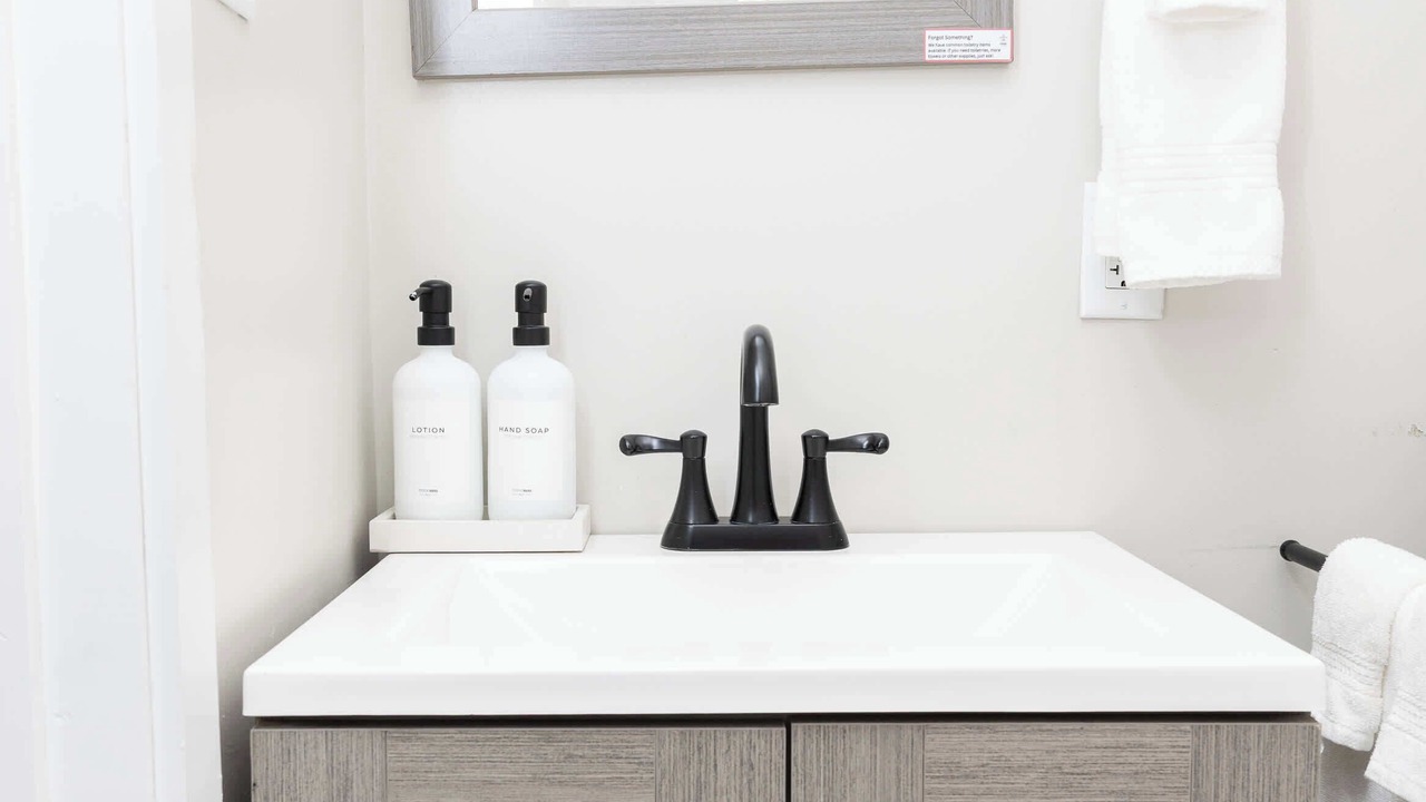 Photo of Bathroom in Study Butte-Terlingua