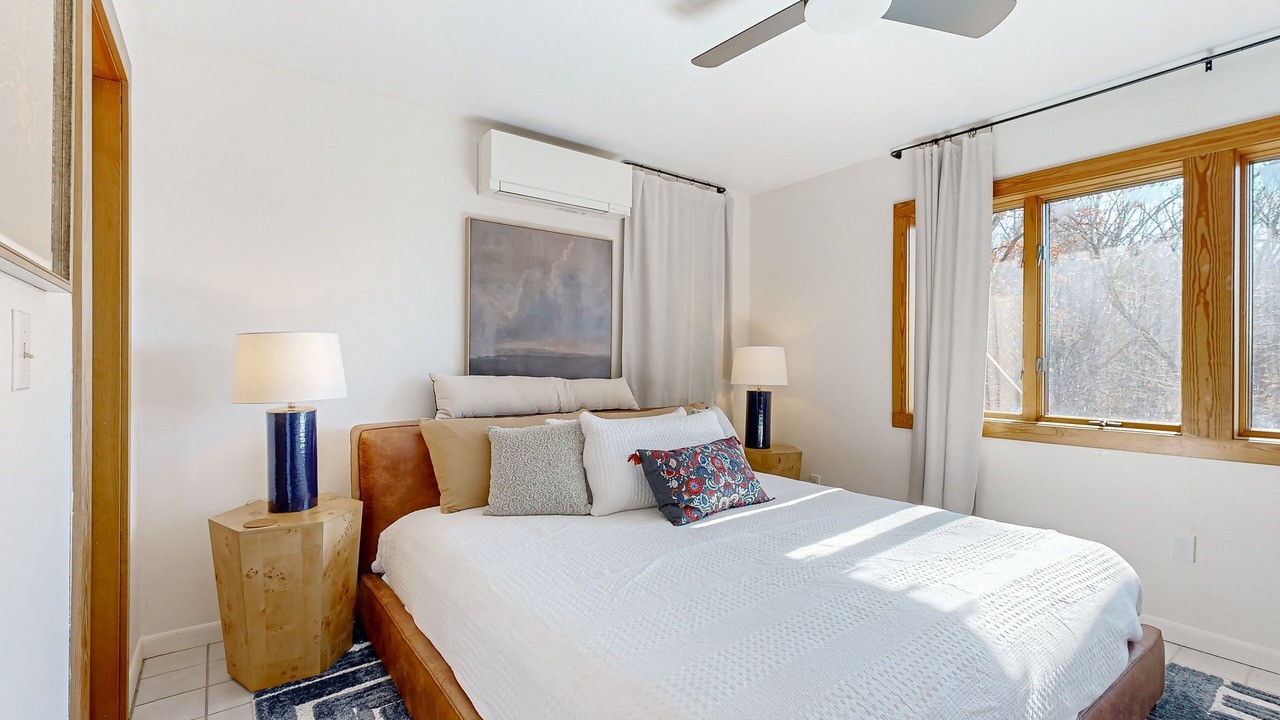 Photo of Bedroom in Alexander