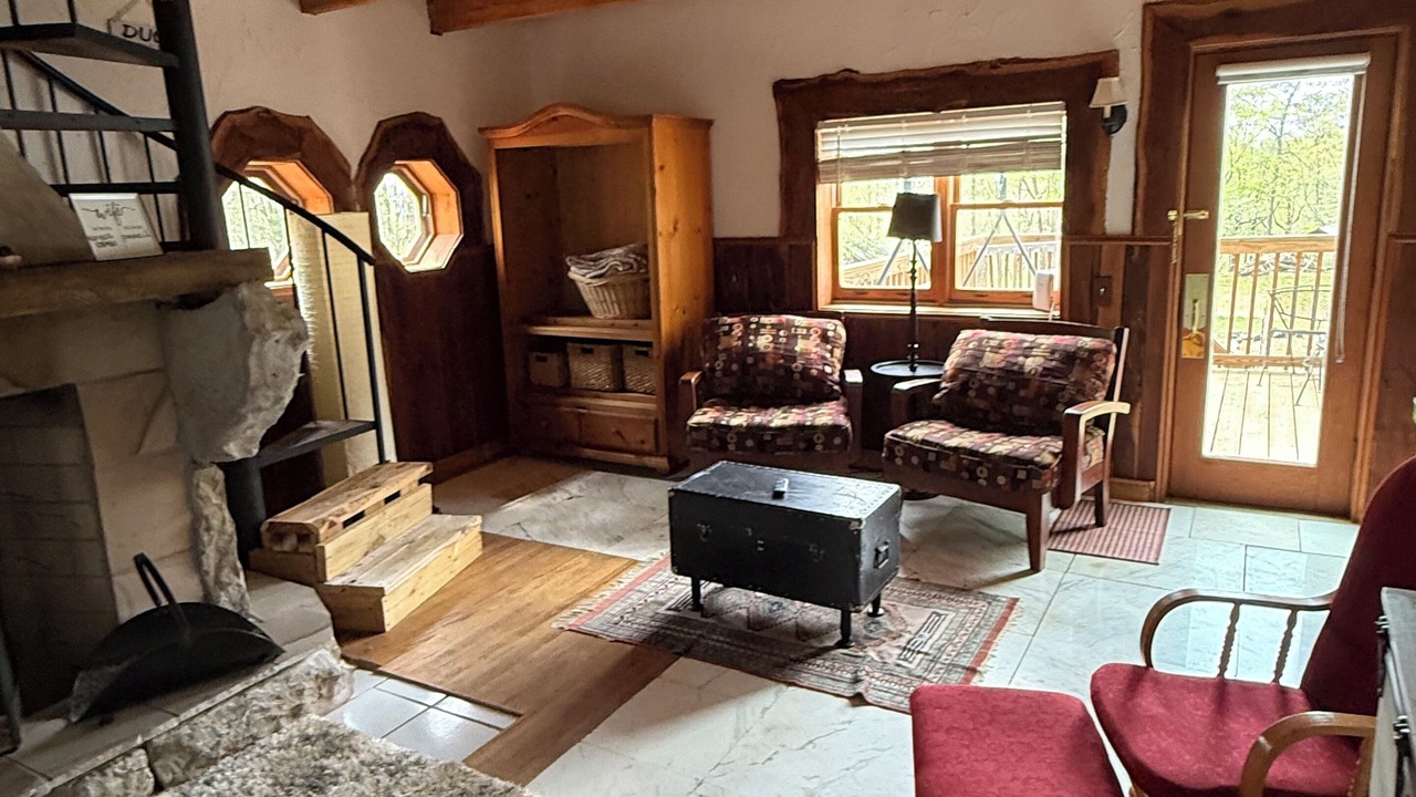 Photo of Livingroom in Bridgeport