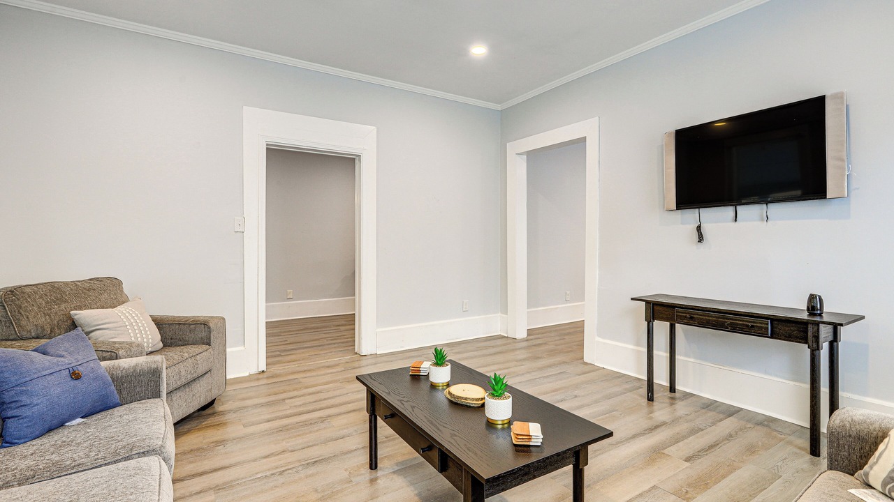 Photo of Livingroom in Macon