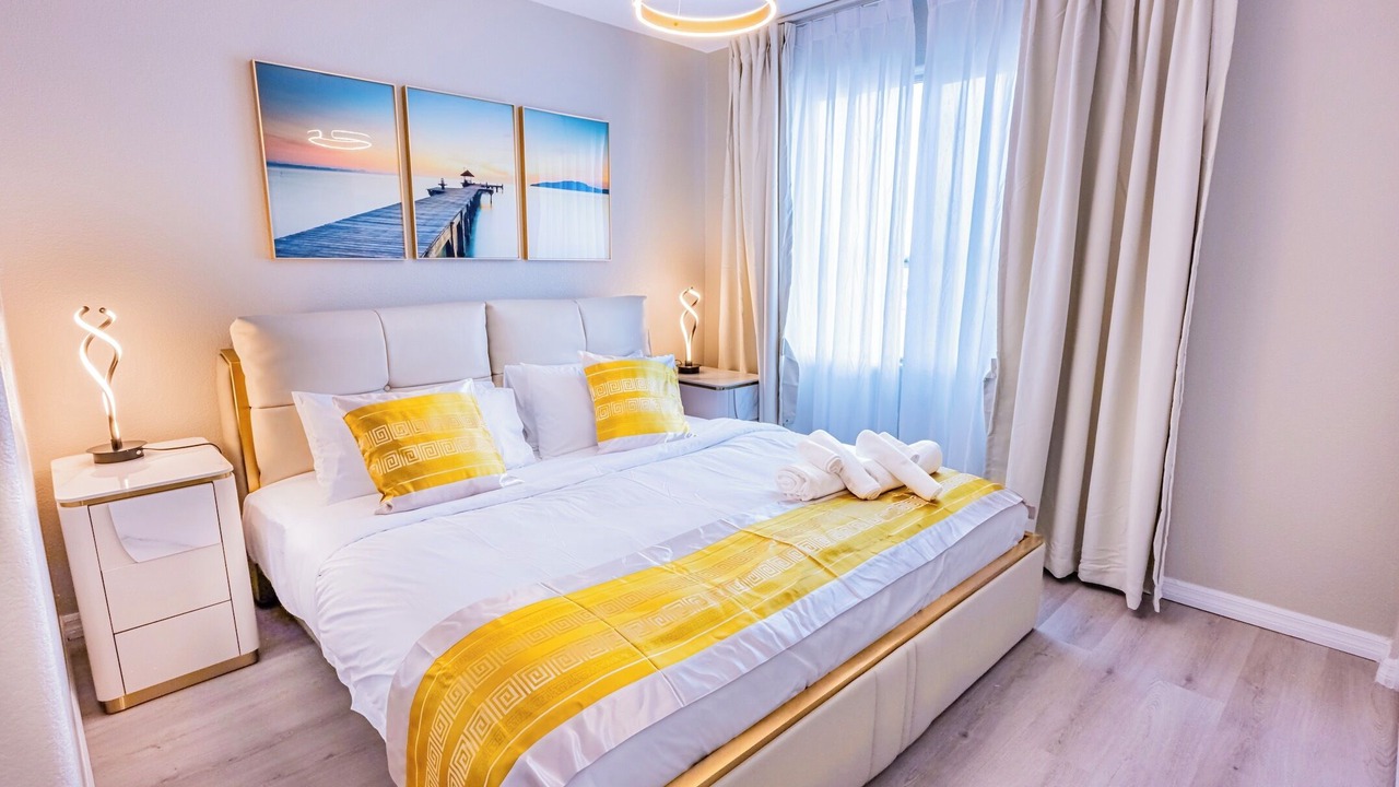 Photo of Bedroom in Enterprise